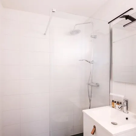 Apartment Avec Terrasse A Chamonix, Parking Et Wifi - Fr-1-343-230 Chamonix